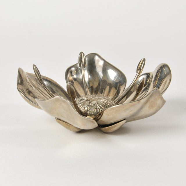 Mid-Century Modern 1960's Flower Ashtray With Removable Petals Silver Plate Floral Cocktail Ashtray For Sale - Image 3 of 12