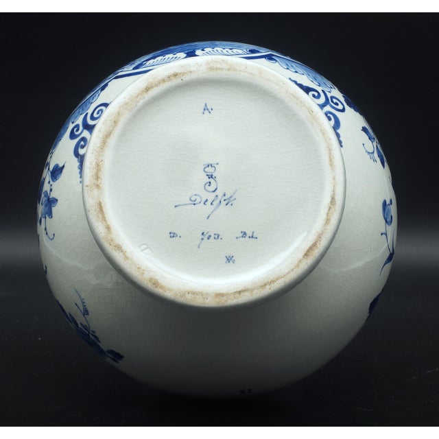 1940s Bulbous Vase with Windmills from Royal Delft, 1942 For Sale - Image 5 of 6