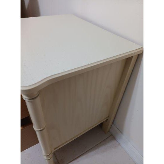 1970s Vintage Nightstand Hollywood Regency Style Faux Bamboo 2 Drawer For Sale - Image 5 of 9