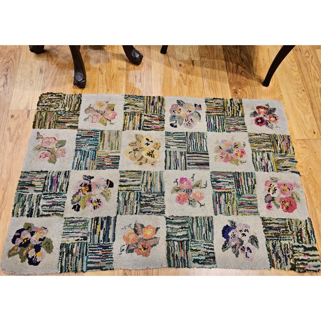 Vintage American Hand Hooked Rug, Block Design, Folk Art Tapestry, 2x3 For Sale - Image 4 of 13