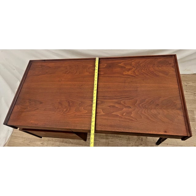 Rare Mid-Century Modern Walnut Desk by Merton Gershun for Dillingham "Esprit" For Sale - Image 14 of 15