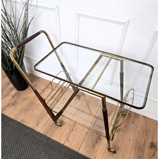 Mid-Century Italian Art Deco Style Wood and Brass Dry Bar Cabinet by Paolo Buffa, 1950s For Sale - Image 9 of 11