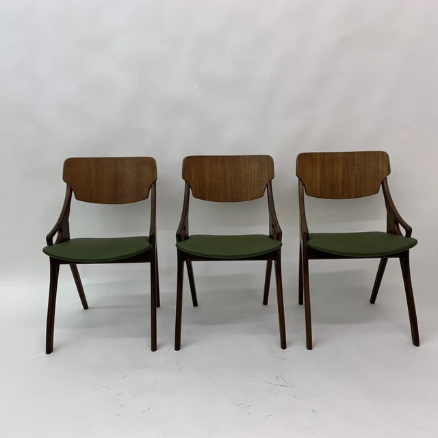 Danish Dining Chairs by Arne Hovmand Olsen, 1950s, Set of 3 For Sale - Image 9 of 18
