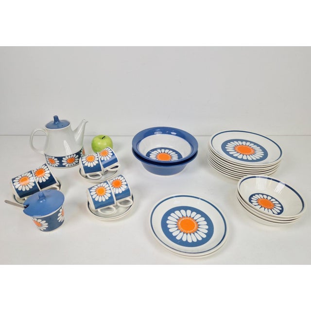 Daisy Turi Tableware from Figgjo Flint, Norway, 1960s, Set of 24 For Sale - Image 9 of 18
