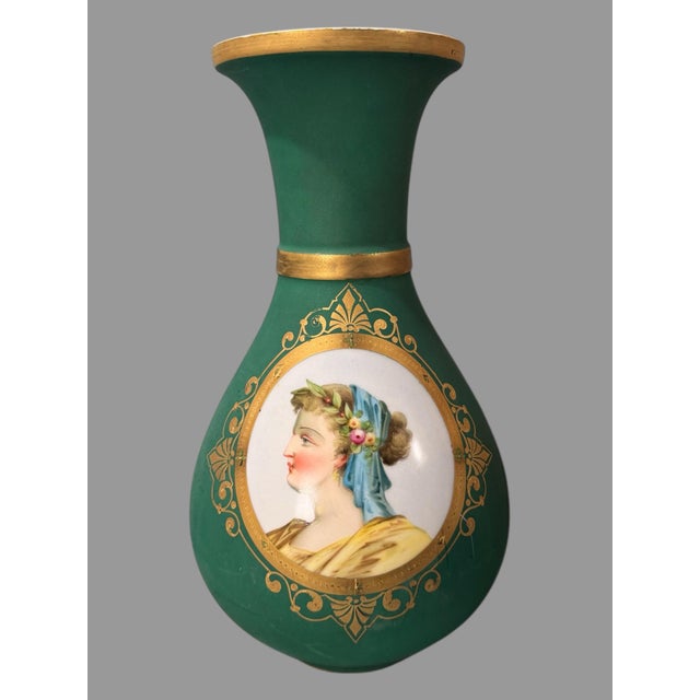 Victorian Pair of Antique Victorian Old Paris Porcelain Portrait Vases For Sale - Image 3 of 7