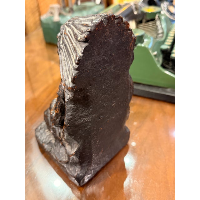 Bronze 1920s j.l. Lambert Bronze Native Chief Bookends Art Deco Figural Pair For Sale - Image 8 of 14