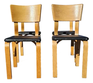 A Set of 4 Mid Century Modern Bent Wood Thonet Dining Chairs
