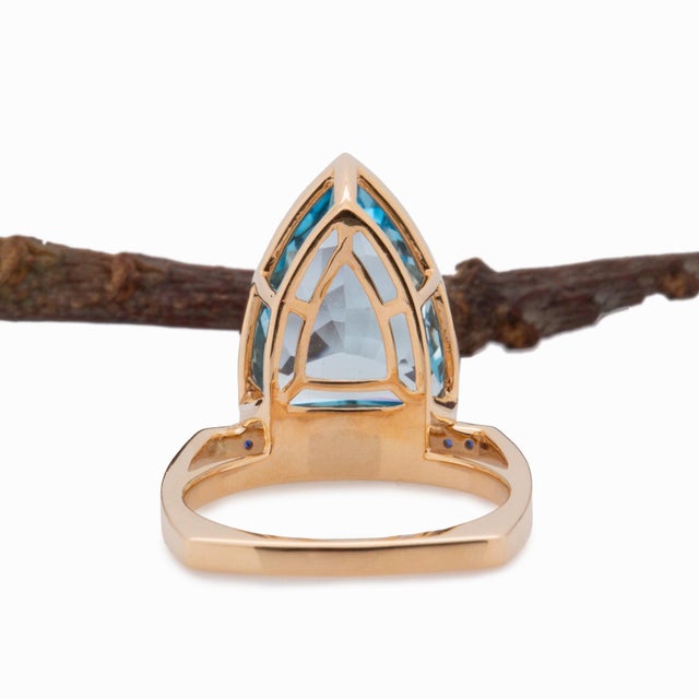 9.5ct Swiss Topaz Ring With Sapphire Accents: Solid 14k Gold, Trillion 15x12.5mm For Sale - Image 11 of 11