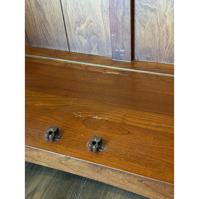 1990s Ethan Allen American Impressions Display Cabinet For Sale - Image 14 of 15