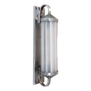 Functionalist Wall Light in Steel and Glass, 1930s For Sale