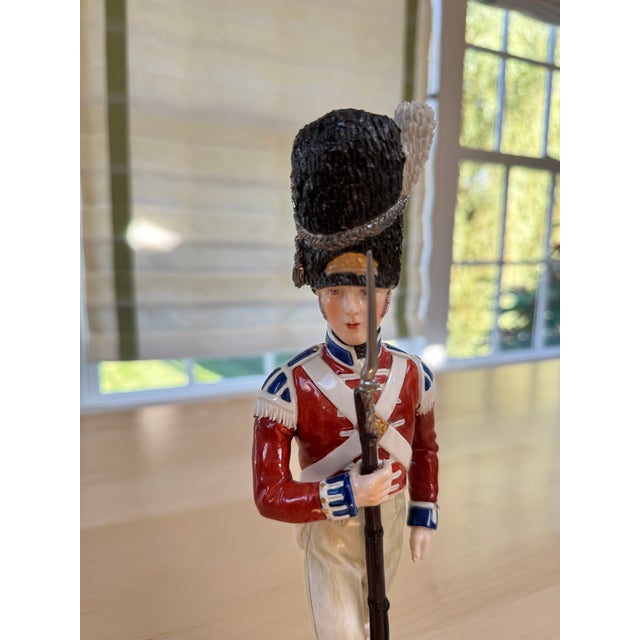 A beautiful Sitzendorf German porcelain figurine of a Grenadier guard 3rd regiment