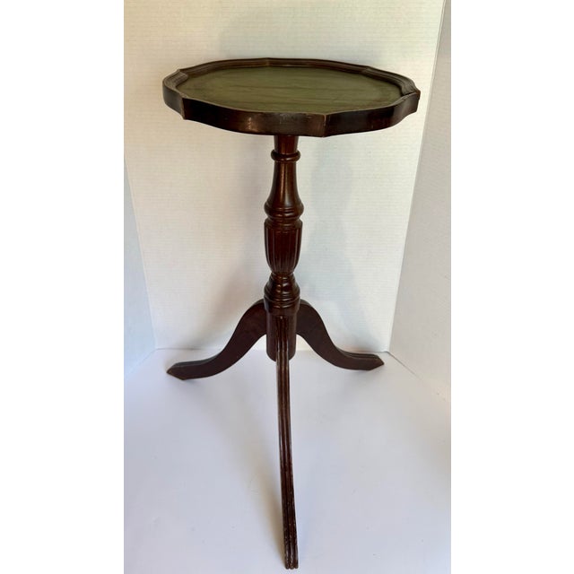 Vintage English Embossed Leather Tripod Wine Drinks Table For Sale - Image 4 of 9