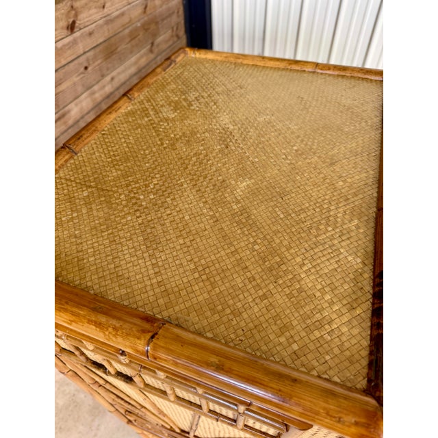 Vivai del Sud Vintage Rising Sun Rattan & Woven Lingerie Chest – Seven Drawer Tall Chest For Sale - Image 4 of 12