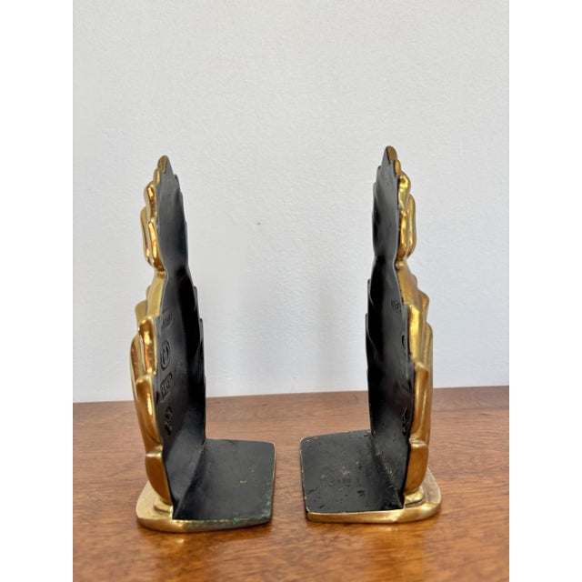 Hollywood Regency Vintage Newport Virginia Metalcrafters Pineapple Brass Bookends- A Pair For Sale - Image 3 of 6
