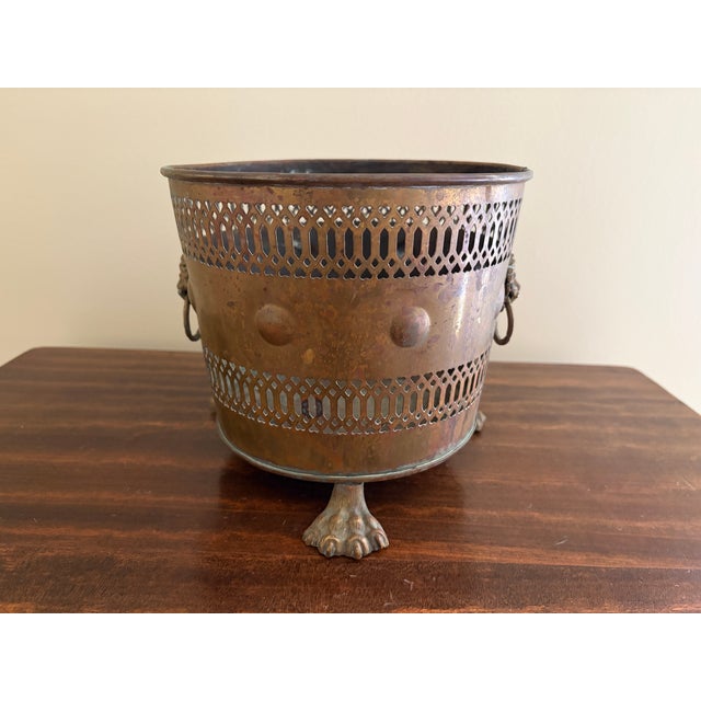 1940s Neoclassical Brass Cachepot With Lion Paw Feet and Ring Handles For Sale In South Bend - Image 6 of 10