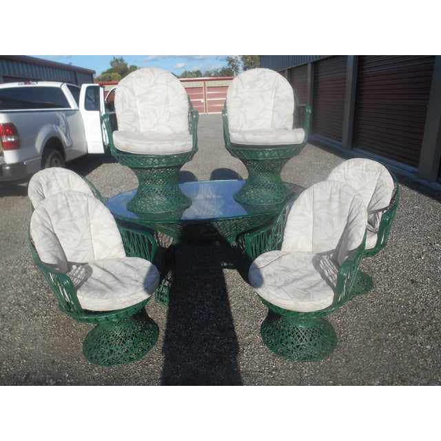 Russell Woodard Spun Fiberglass Patio Table & 6 Chairs With Cushions