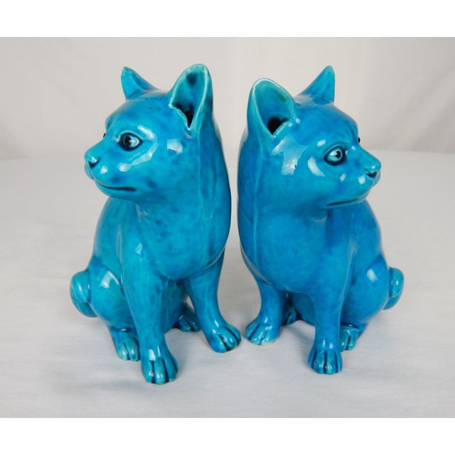 Early 20th Century Chinese Export Turquoise Blue Cat Figures, a Pair For Sale - Image 9 of 12