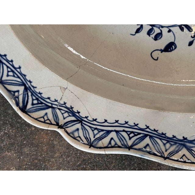 Late 19th Century Blue and White Platter For Sale - Image 4 of 5