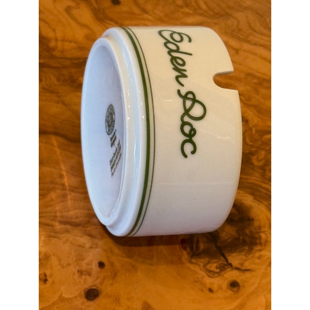1970s Exquisite Vintage Hotel Eden Roc Cap d'Antibes France French Riviera Porcelain Ashtray - Pristine Condition For Sale - Image 5 of 12