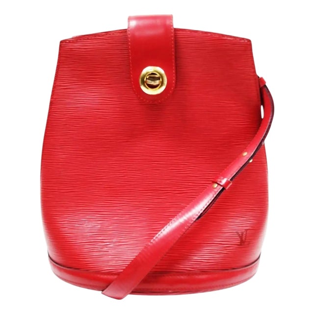 A 1995 Vintage Louis Vuitton Castillan Red Epi Leather Cluny Shoulder Bag For Sale