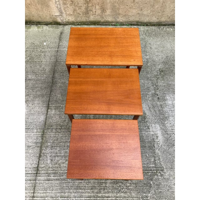 1970s Mid-Century British Nesting Tables in Teak from McIntosh, 1970s, Set of 3 For Sale - Image 5 of 11