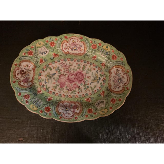 Pair of Late 18th/ Early 19th Century Clobbered Plates For Sale In Dallas - Image 6 of 7