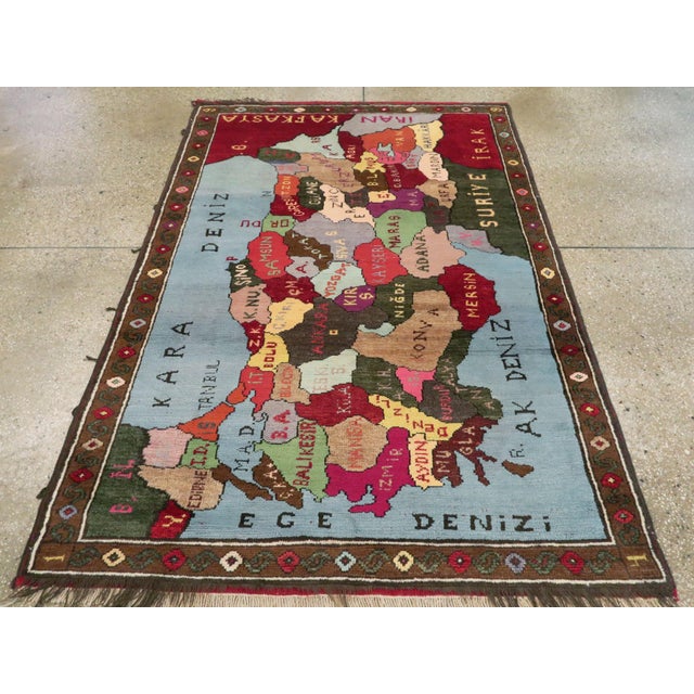 Galerie Shabab Collection Mid-20th Century Turkish Map Rug For Sale In New York - Image 6 of 11