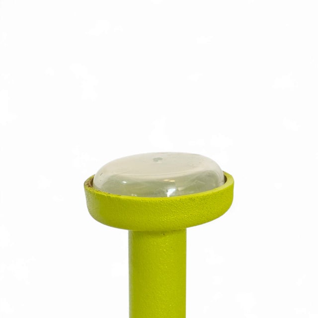 Pair of Mid Century Faux Bamboo Stools in the Style of Phyllis Morris – Green Metal & White Vinyl For Sale - Image 11 of 12