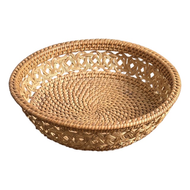 Small Mid-20th Century Boho Catchall Basket For Sale