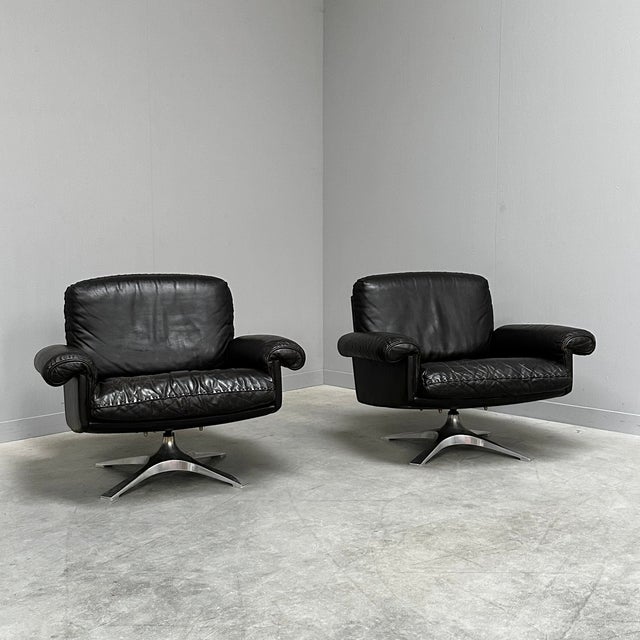 Swiss Dark Brown Leather DS-31 Swivel Lounge Chairs from de Sede, 1970s, Set of 2 For Sale - Image 10 of 12