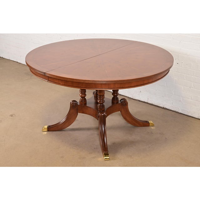 Brown 1980s Baker Furniture Style Georgian English Yew Wood Pedestal Extension Dining Table, Newly Refinished For Sale - Image 8 of 13