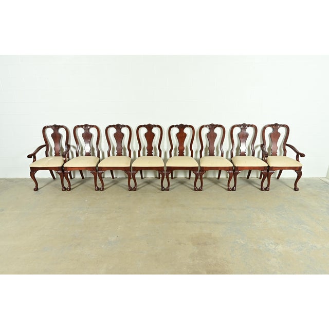 English Thomasville Chippendale Carved Cherry Wood Dining Chairs, Set of Eight For Sale - Image 3 of 14