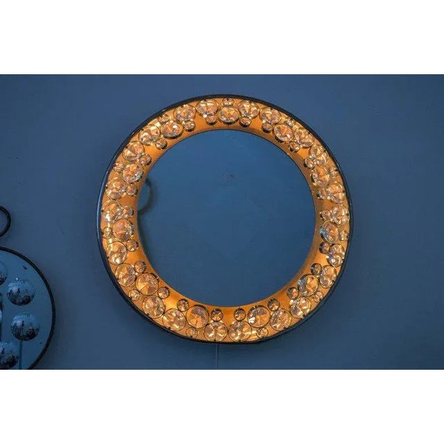 Metal 1960s Palwa Illuminated Mirror – Brass & Crystal Hollywood Regency Glam For Sale - Image 7 of 10