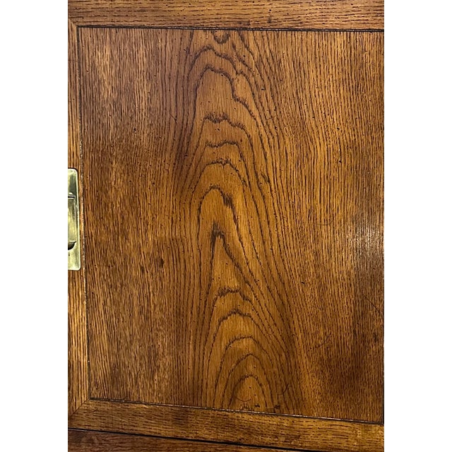 Henredon Campaign Bar Cabinet – Lighted Display, Pull-Out Serving Bar, Brass Hardware and Solid Wood For Sale - Image 6 of 11