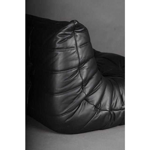 Togo 2-Seater Sofa in Black Leather by Michel Ducaroy for Ligne Roset, France For Sale - Image 16 of 18