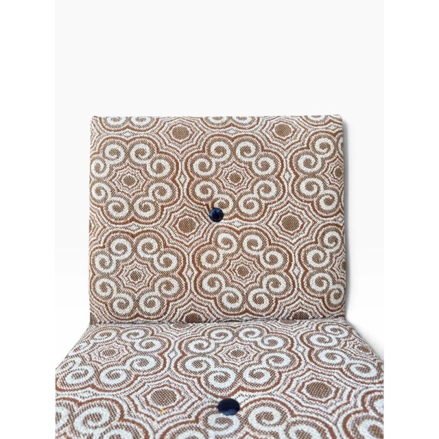 Pair of Hungarian Mid-Century Slipper Chairs by Kocséri MGTSZ | Original Swirl Pattern Fabric | Tapered Legs | 1970s For Sale - Image 14 of 16