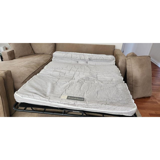 Room & Board Room & Board York Full Sleeper Sofa & Left‑Arm Chaise in Desmond Ale Ultrasuede For Sale - Image 4 of 7