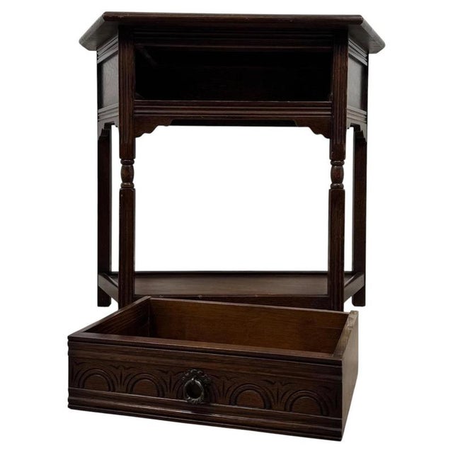 Early 20th Century Antique English Oak Side Table with Drawer For Sale - Image 4 of 12
