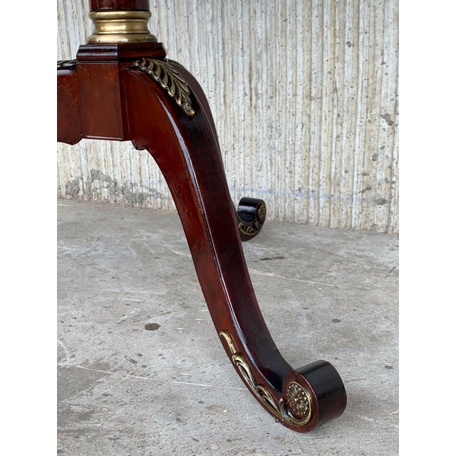 Wood Early 20th Century Louis XVI Style Two-Tier Mahogany Bouillotte Round Table in Style of Jansen For Sale - Image 7 of 18