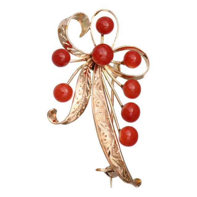 18KY Vintage Red Coral Swirl Pin For Sale