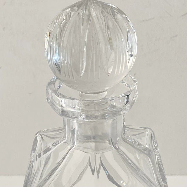Rustic European Vintage 1980s Cut Crystal Celtic Cross Hatch Square Decanter With Ball Stopper For Sale - Image 3 of 8