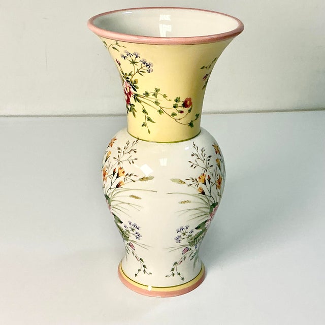 1990s Vintage Boho Chic Chippendale Laura Ashley Home Floral Botanical Transferware Vase. For Sale - Image 4 of 11