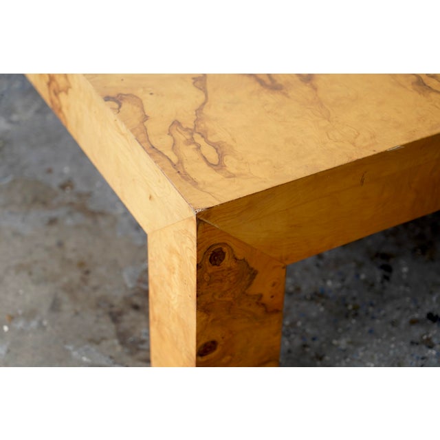 Mid-Century Modern 1970s Attributed to Milo Baughman for Thayer Coggin Large Burlwood Coffee / Cocktail Table For Sale - Image 3 of 16