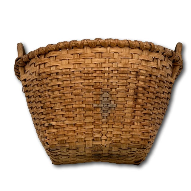 Excellent Smaller 10 Inch Size Antique American Hand Woven Ash Splint Berry Basket With Nice Patina - Late 19th Century For Sale - Image 17 of 18