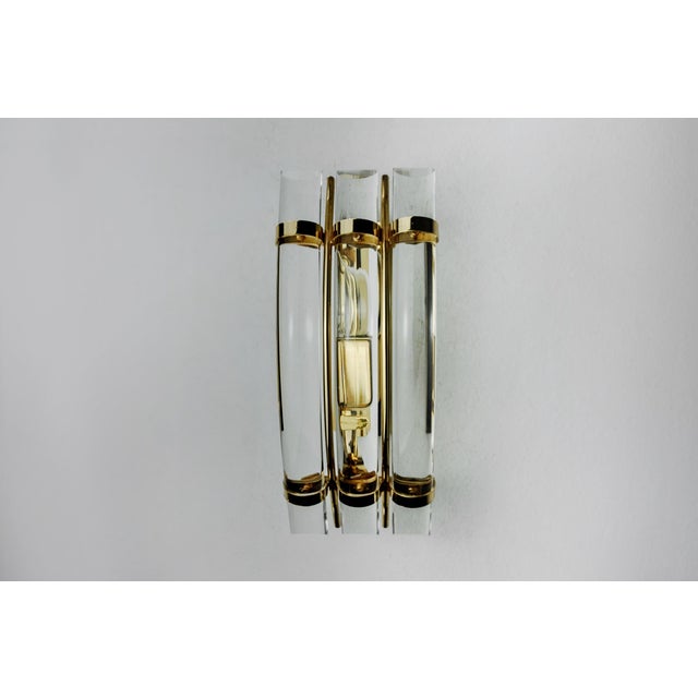 Hollywood Regency Venini Wall Lamp in Half-Moon Curved Glass, Murano, Italy, 1970s For Sale - Image 3 of 8