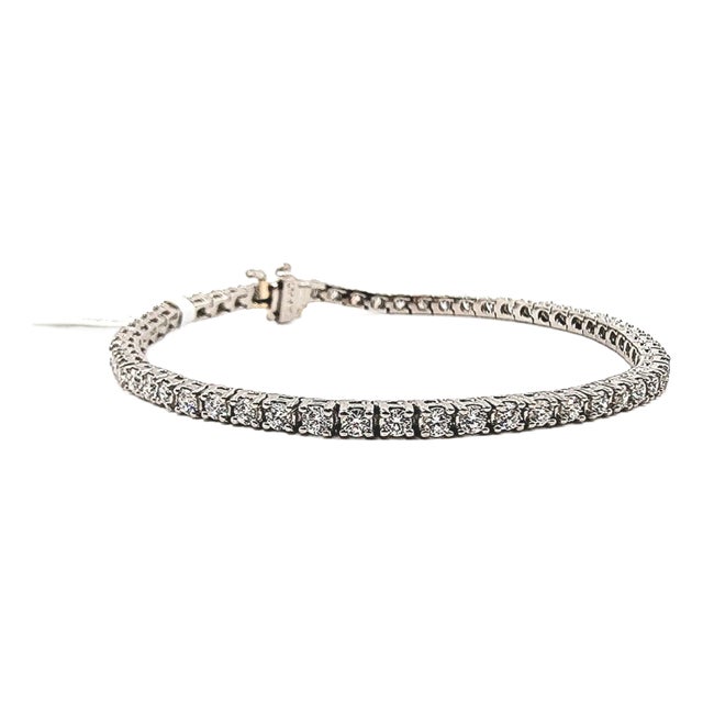 2.77 Ct Diamond Tennis Bracelet For Sale