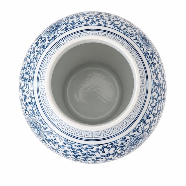 Chinoiserie Large Vintage Blue & White Double Happiness Porcelain Ginger Jar With Lid – 18” Chinoiserie Temple Jar For Sale - Image 3 of 6
