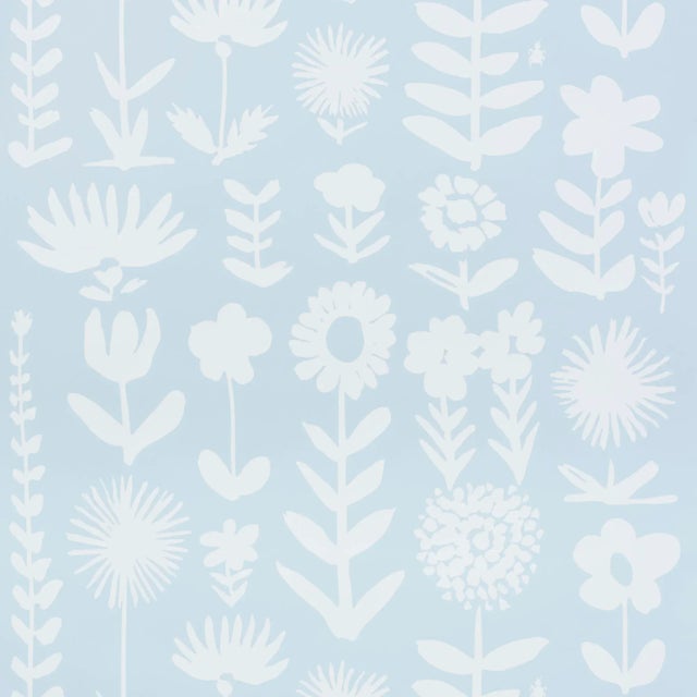 Schumacher Sample - Schumacher X Vera Neumann Wild Things Wallpaper in Sky For Sale - Image 4 of 5