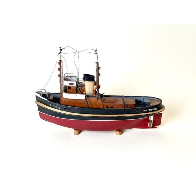 Hamburg Tugboat Petra Maritime Ship Model, Germany, 1957 For Sale - Image 10 of 14