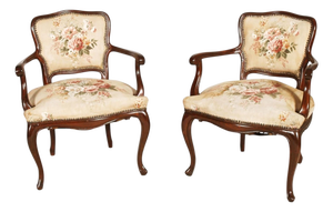 Antique Venetian Walnut Armchairs from Noble Residence, Italy, 1880, Set of 2